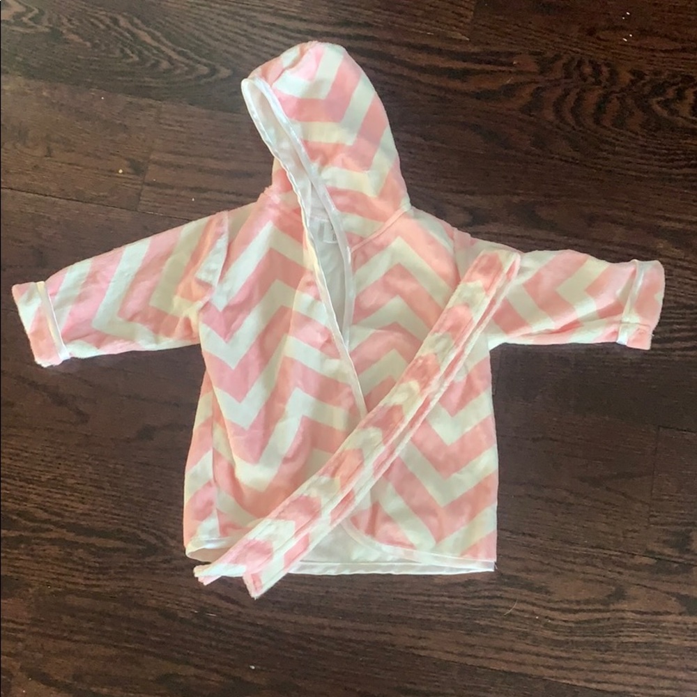 Swankie blankie robe